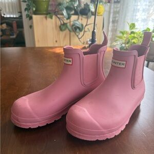 Hunter Pink Rain Boots Short Size 8 Women’s